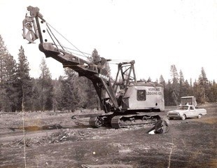 The Northwest Model 6 with a Young heel boom, out riggers and
grapples. Swain Mountain c.
1965